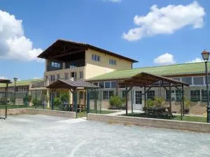 Albergue De Peregrinos Santiago Apostol - Pamplona