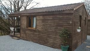 Chalets Camping du Puy Rond : photos des chambres