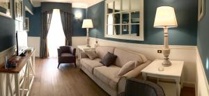 Suite room in Hotel Goya