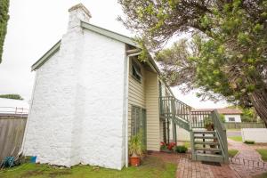 The Wandering Whale Port Fairy
