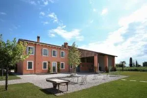 Corte Reginella - Roverbella