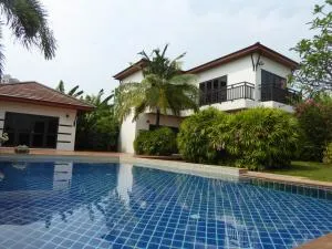 Tropicana Beach Villa at VIP Resort - Ban Nai Rai