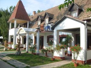 Kentaur Üdülőfalu