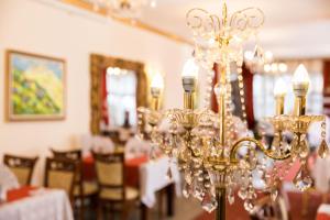 Elegant Lux Hotel