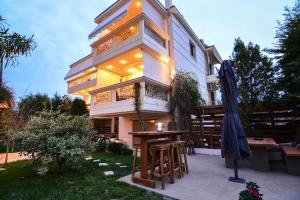 Theoni's Apartments Korinthia Greece