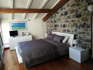 La Pietra Del Golfo La Spezia Italy J2ski