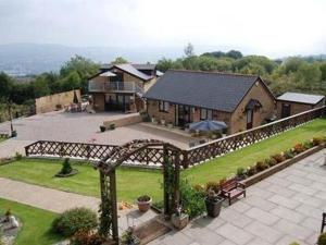 Winchfawr Lodge