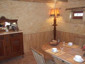 B&B / Chambres d'hotes La Ferme du Pech : photos des chambres