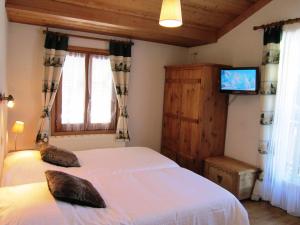 Hotels Logis Hotel Gai Soleil : photos des chambres