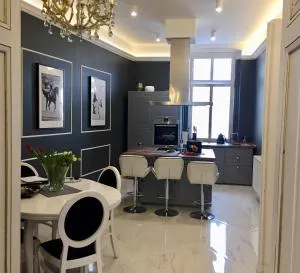 Apartmenty Mariacka 20 -Self Check-In 24h -Loud on the weekends - by Kanclerz Investment - 卡托维兹