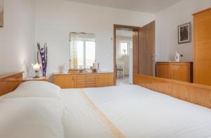 Apartments turtle gardens