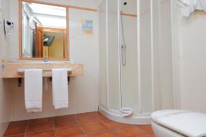 Double Room with Balcony room in Hostal Jayma