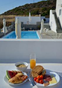 Hotel Glaronissia Rooms & Suites Milos Greece