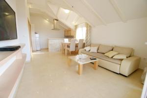 Apartman Luke beach 4+1 id 711