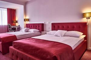 Deluxe Family PLUS Room room in Continental Forum Arad