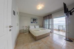 One Bedroom Apartment with Sea View