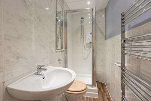 Rose Street Residence