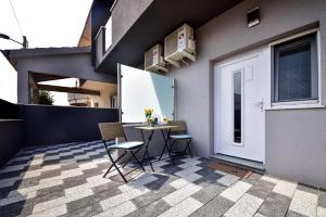 Apartmani AB