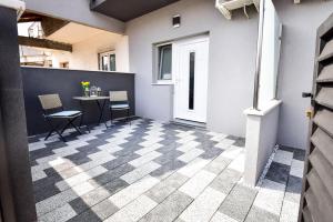 Apartmani AB