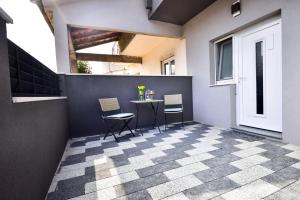 Apartmani AB