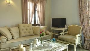 Adastra Ithaca Luxury Suites