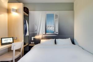 Hotels B&B HOTEL FREJUS Puget-sur-Argens : photos des chambres