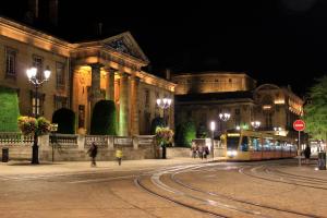 Hotels Akena City Reims Bezannes : photos des chambres