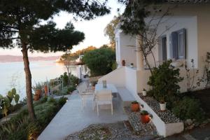 Grand Bleu Apartments & Villas Argolida Greece