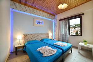 Mythos- Platanias- Hotel -Apts Chania Greece