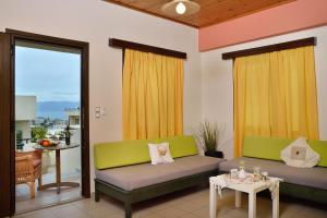 Mythos- Platanias- Hotel -Apts Chania Greece