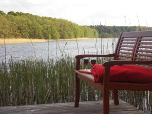 Vakantiehuis Försterhaus am Linowsee Rheinsberg Duitsland