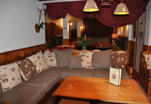 Hotels Le Chalet Suisse : photos des chambres