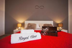 Royal View Apartment