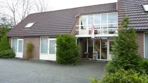 Motel Paradiso - Oude Statenzijl