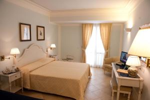 Standard Double/Twin Room room in Villa Daphne