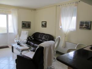 Apartman NV