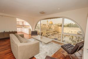 The Western Wall Apartment