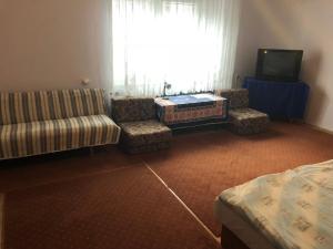 Quadruple Room with Shared Bathroom room in Eko Penzion Leo