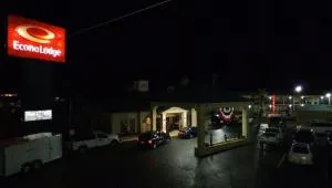 Econo Lodge - 西尔韦尼亚