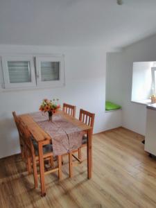 Nest Apartment 