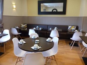 Hotels Hotel Belle Vue Royan : photos des chambres