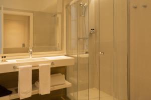 Quadruple Room room in ICON BCN by Petit Palace