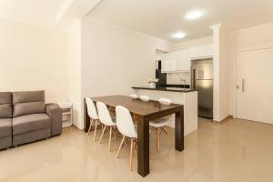 Apto para temporada Florianopolis Ingleses perto da praia!