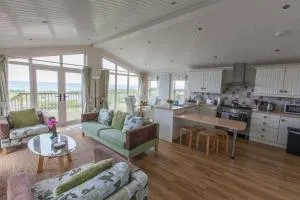 Cloughey holiday lodge - Ardkeen