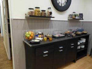 Hotels Hotel Belle Vue Royan : photos des chambres