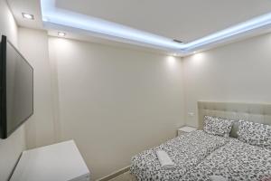 Beachfront Luxury Apartment, Puerto Banús, Marbella