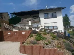 Ferienhaus Zur Edertalsperre - Buhlen