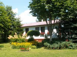 Two-Bedroom Bungalow room in Marina Bajana