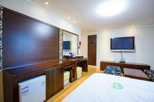 Gangneung Donga Hotel