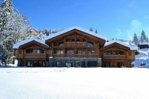 Les Chalets dAdelphine & SPA